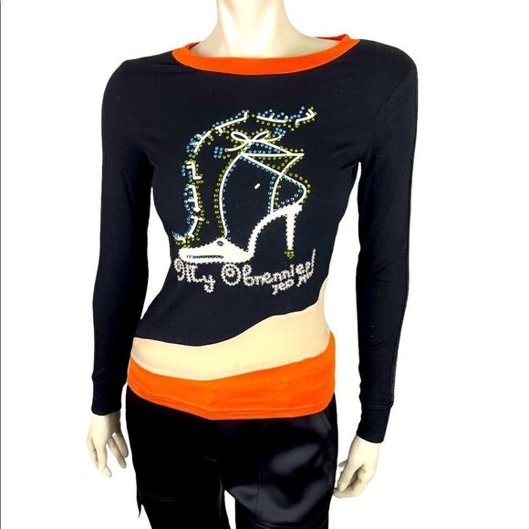 Super Fun L/S Top Featuring Sparkly Shoe by Cache’ Size Small - Picture 1 of 9